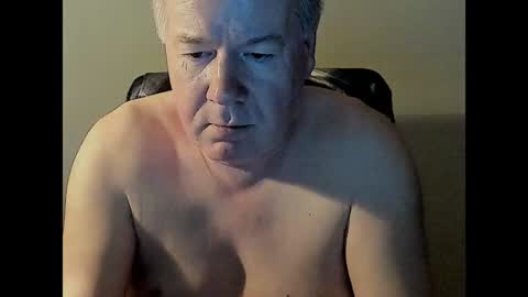 Snapshot of holgerhb53 chatting on January 26, 2025, 8:25 am Holger online show from January 26, 2025, 8:25 am