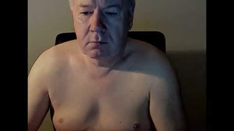 Snapshot of holgerhb53 chatting on January 30, 2025, 2:49 am Holger online show from January 30, 2025, 2:49 am