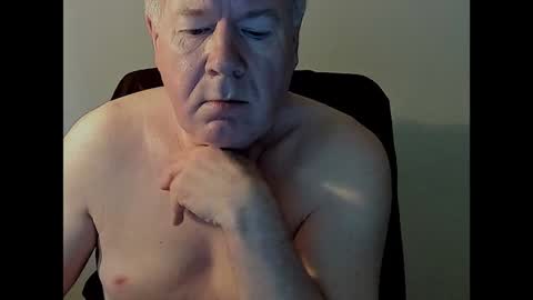 Snapshot of holgerhb53 chatting on January 30, 2025, 8:54 am Holger online show from January 30, 2025, 8:54 am