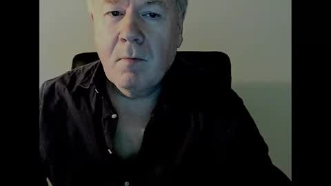 Snapshot of holgerhb53 chatting on February 19, 2025, 3:16 pm Holger online show from February 19, 2025, 3:16 pm
