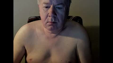 Snapshot of holgerhb53 chatting on February 22, 2025, 3:58 pm Holger online show from February 22, 2025, 3:58 pm