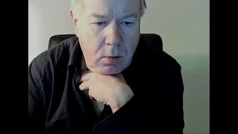 Snapshot of holgerhb53 chatting on March 3, 2025, 10:49 am Holger online show from March 3, 2025, 10:49 am