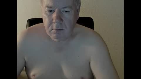 Snapshot of holgerhb53 chatting on September 9, 2025, 3:50 am Holger online show from September 9, 2025, 3:50 am