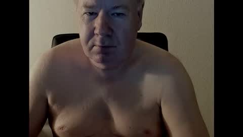Snapshot of holgerhb53 chatting on September 11, 2025, 2:44 am Holger online show from September 11, 2025, 2:44 am