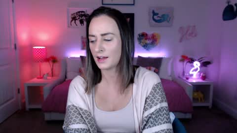 Snapshot of holihurricane chatting on February 19, 2026, 4:41 am Holi Hurricane online show from February 19, 2026, 4:41 am