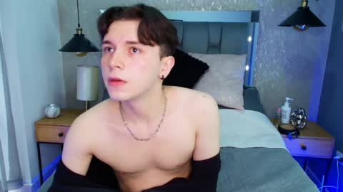 Snapshot of hollannd_ chatting on April 9, 2026, 1:16 pm Holland online show from April 9, 2026, 1:16 pm