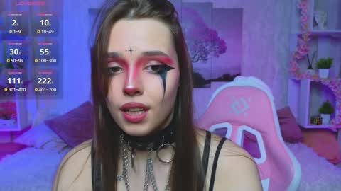 Snapshot of hollisbelch chatting on December 9, 2024, 5:08 pm Lux online show from December 9, 2024, 5:08 pm