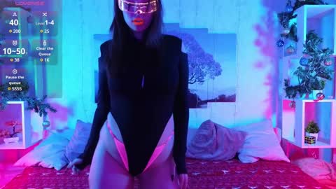 Snapshot of hollisbelch chatting on December 26, 2024, 5:19 pm Lux online show from December 26, 2024, 5:19 pm