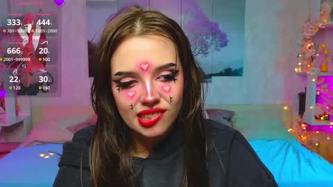 Snapshot of hollisbelch chatting on February 13, 2025, 10:11 pm Lux online show from February 13, 2025, 10:11 pm