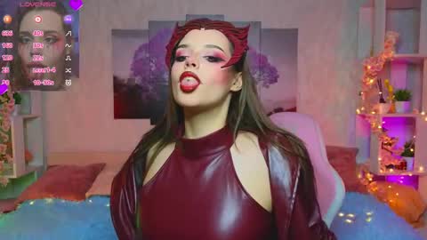 Snapshot of hollisbelch chatting on March 3, 2025, 6:12 pm Lux online show from March 3, 2025, 6:12 pm