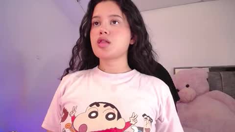 Snapshot of holly_16 chatting on October 20, 2025, 12:22 am holly_16 online show from October 20, 2025, 12:22 am