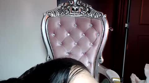 holly online show from December 26, 2024, 11:54 am