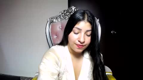 holly online show from February 1, 2025, 12:16 pm