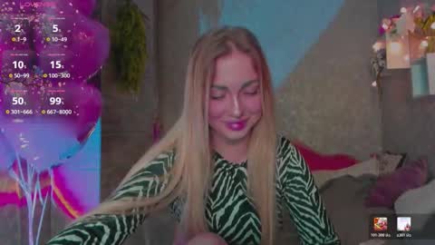 holly_molly8 online show from February 27, 2026, 8:42 pm