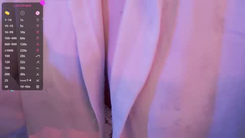 Molly online show from November 22, 2025, 4:22 am