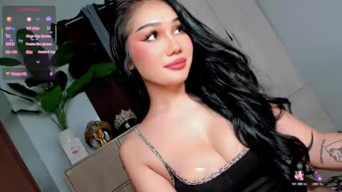 Snapshot of holly_preciousxx chatting on May 11, 2026, 6:27 pm Hi Im Precious online show from May 11, 2026, 6:27 pm