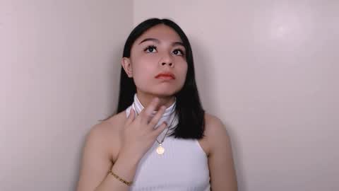 hollyaki69 online show from February 3, 2026, 9:47 am