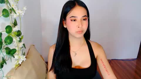 YOUR GODDESS CLARITA online show from December 3, 2025, 6:10 am