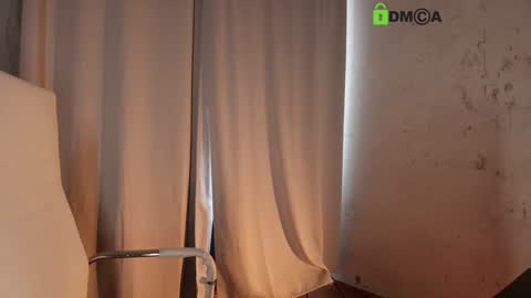 hollyextra online show from March 24, 2026, 1:38 pm