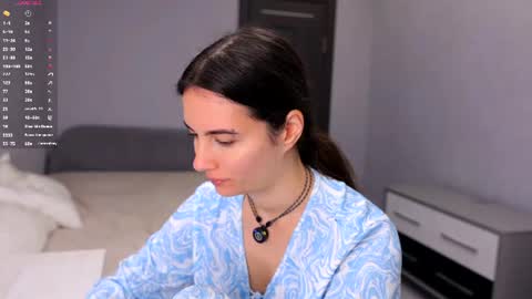 Snapshot of hollymonica chatting on July 17, 2026, 6:20 am Delly online show from July 17, 2026, 6:20 am
