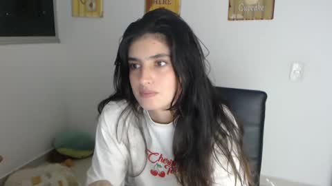 Snapshot of hollyshit_ chatting on February 28, 2025, 1:47 am hollyshit_ online show from February 28, 2025, 1:47 am