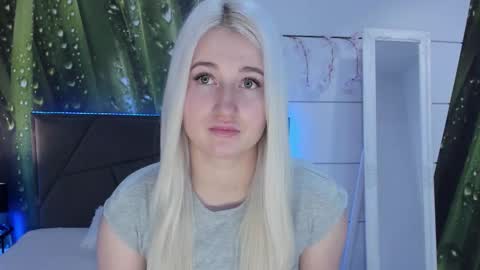 HollyTaillor online show from February 15, 2026, 6:10 am