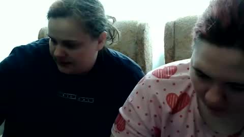 HollyXEva online show from February 23, 2026, 12:24 pm