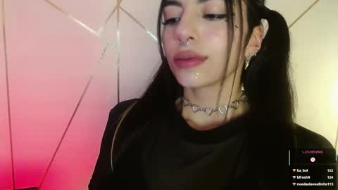 holly online show from March 1, 2025, 6:43 pm