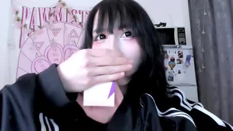 Ho Lee Sheet online show from May 24, 2026, 2:44 pm