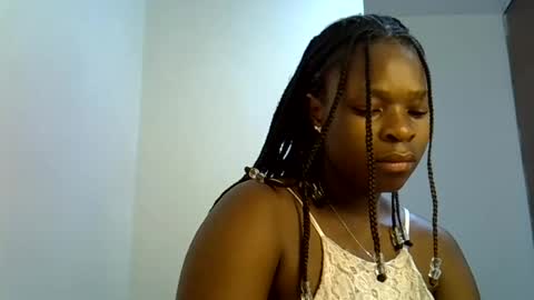 holy_ebony online show from July 23, 2026, 2:31 am