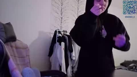 Kviki online show from March 19, 2026, 3:10 am