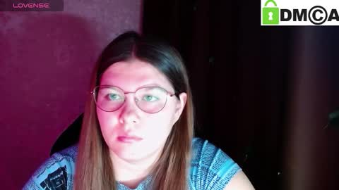 Snapshot of holy_michela chatting on October 28, 2025, 4:05 am Welcome guys Pleasure to see you all here My name is MichaelaTip menu is active Private is open online show from October 28, 2025, 4:05 am