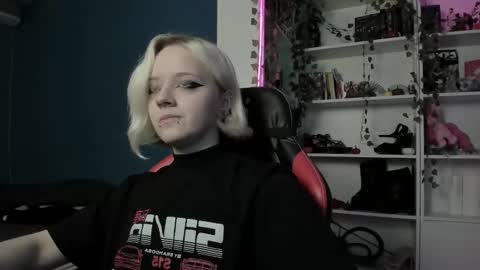 holy_mistresss online show from November 12, 2025, 8:59 am