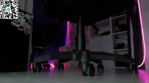 holy_mistresss online show from June 20, 2026, 7:55 am