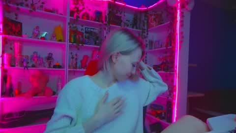 Rumi online show from November 16, 2025, 11:16 am