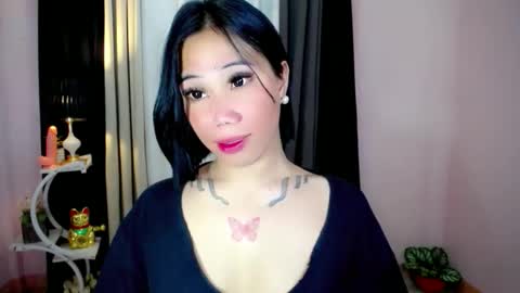holy_samyx online show from December 20, 2025, 4:47 pm