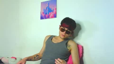 Snapshot of holy_taby_ chatting on February 28, 2026, 9:27 pm online show from February 28, 2026, 9:27 pm