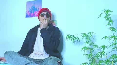 Snapshot of holy_taby_ chatting on March 12, 2026, 6:19 am online show from March 12, 2026, 6:19 am