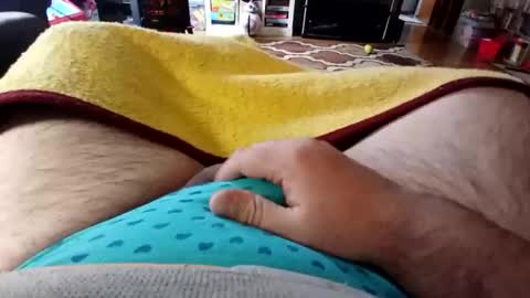 holycannoli123 online show from November 25, 2025, 2:17 pm