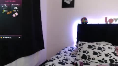 Snapshot of holydeath_1 chatting on September 19, 2025, 11:16 pm Milena online show from September 19, 2025, 11:16 pm