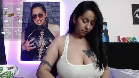 Snapshot of holydeath_1 chatting on November 20, 2025, 9:31 am Milena online show from November 20, 2025, 9:31 am