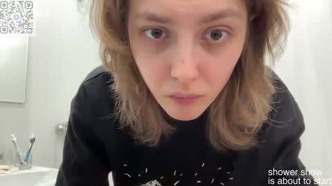 Snapshot of holydori chatting on January 18, 2025, 6:21 pm dori not holy get my tg channel with link from description under last photo online show from January 18, 2025, 6:21 pm