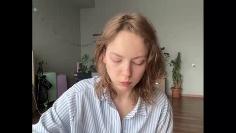 Snapshot of holydori chatting on September 10, 2025, 11:54 am dori not holy get my tg channel with link from description under last photo online show from September 10, 2025, 11:54 am