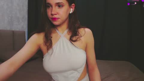 holysinner83 online show from June 21, 2026, 12:19 pm