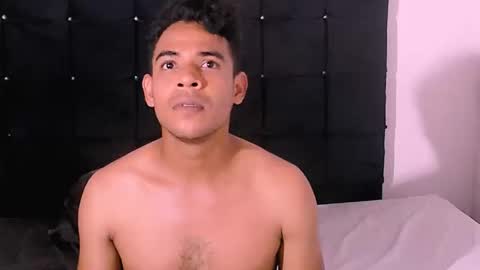 homero_777 online show from September 23, 2025, 10:46 pm