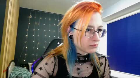 Honelints boyblonde hair AsterMIntfemboybrown hair online show from December 26, 2024, 2:37 pm