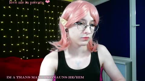 Honelints boyblonde hair AsterMIntfemboybrown hair online show from January 29, 2025, 5:35 pm
