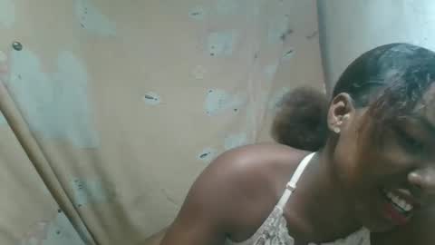 Snapshot of honeria98 chatting on May 22, 2026, 6:02 pm honeria98 online show from May 22, 2026, 6:02 pm