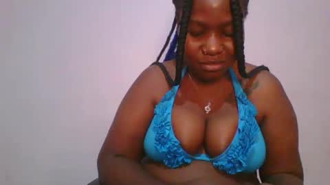 honey_beb online show from November 9, 2025, 6:01 am