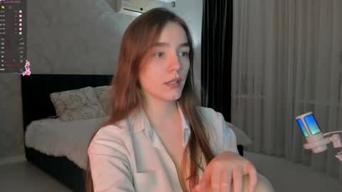 Chantal online show from September 12, 2025, 5:13 pm